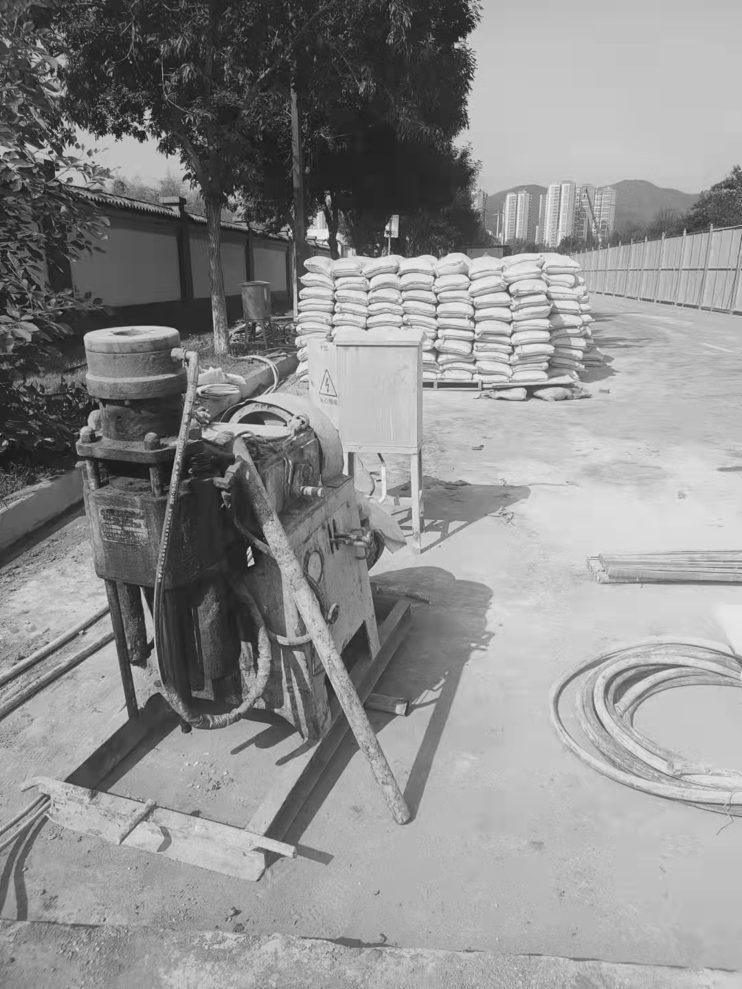 西青场区重载车疑难路基处理方案